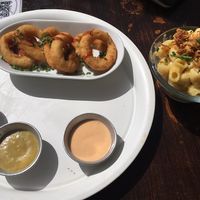 Onion rings and Mac’n’cheese  at Vegan Junkies in Lisbon