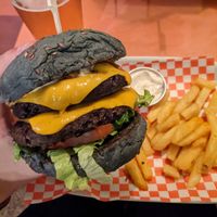 The VJ patties seconds before they fell apart at Vegan Junkies in Lisbon