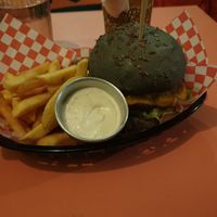 notorious b.i.g. burger at Vegan Junkies in Lisbon