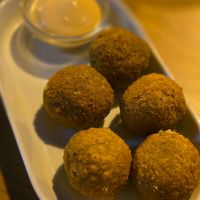 Cheese balls at Vegan Junkies in Lisbon
