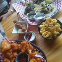 Cauliflower wings, tacos, Mac and cheese, and croquettes at Vegan Junkies in Lisbon