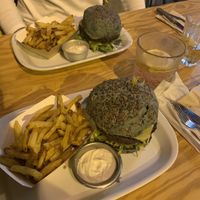 🤤🤤 at Vegan Junkies in Lisbon