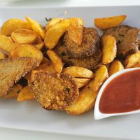 Seitan and papas at Verde Gourmet in Jerez