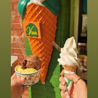 Loving happy customers - thank you #thetinyalex  at v360 in Brighton