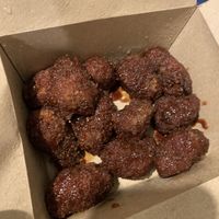 BBQ cauli wings (vegan)  at V Temple Bar in Dublin