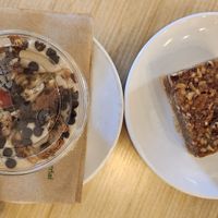 Peanutbutter parfait & Pecan pie bar 😋 at Native Foods in Palm Springs