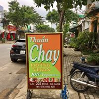 Sign at Loving Vegan in Da Nang