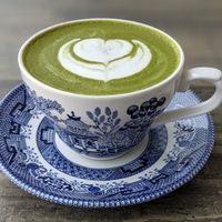 Vegan matcha latte at Leen's in Dubai