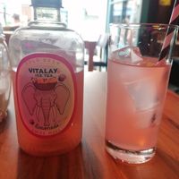 Rose lemonade at EnVie Vegan in Geneva