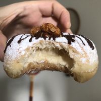 Donut  at EnVie Vegan in Geneva