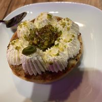   at EnVie Vegan in Geneva