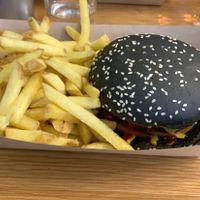 Dark Night at EnVie Vegan in Geneva