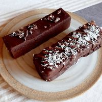 Brownie & Bounty at SLOW in Soorts-hossegor