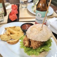 Crunchy Wings Burger at Bong Bonlai at YK Art House in Phnom Penh