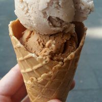 hazelnut & macadamia/chocolate at I Am Love in Dusseldorf