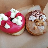 Raspberry and banofee pie at Scoop 'n Dough in Lisbon