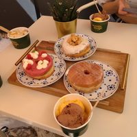  at Scoop 'n Dough in Lisbon