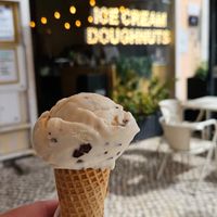 Chocolate pieces at Scoop 'n Dough in Lisbon