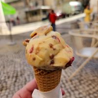Passion fruit at Scoop 'n Dough in Lisbon