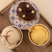 Wow!!!!  at Scoop 'n Dough in Lisbon