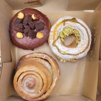 Chocolate Hazelnut; Pistachio; Cinnamon at Scoop 'n Dough in Lisbon
