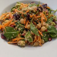 Chickpea salad at Healthylicious in Mykonos
