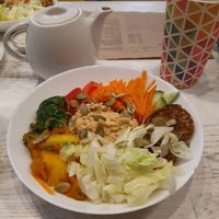 Буда-боул at Yellow SLON in Minsk