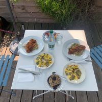 3- course meal for around 15€  at Les Comptoirs de la Bio in Nimes