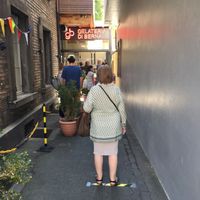 Queue with new safety measures covid19 (2m, cashless,... at Gelateria di Berna - Länggasse in Bern
