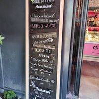 Flavors of the moment, green V for vegan at Gelateria di Berna - Frau Gerolds Garten in Zurich
