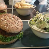 Naturbursche burger at Hans im Glück - Leopoldstr in Munich