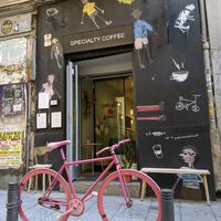 view from the street at Urbano Specialty Coffee in Madrid