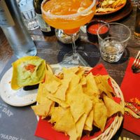 Nachos e guacamole at Tijuana in Florence