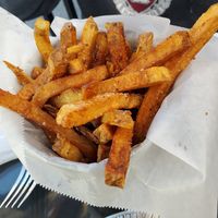 Fresh cut fries with flake salt at Blacksmith in Berlin
