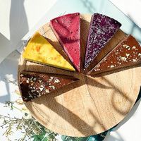 raw vegan cheesecakes (vanilla, blueberry, strawberry, orange, chocolate) at Soika in Samara