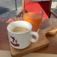 Coffee & Juice  at Tazza in Giro in Lisbon