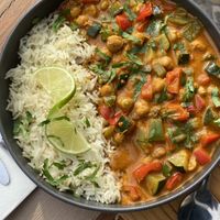 Vegan chickpea curry  at Tazza in Giro in Lisbon
