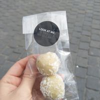 Coconut energy balls, contains hazelnuts in the middle at The Juicery - Eger in Oslo