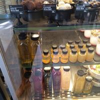 Selection of juices and energy balls at The Juicery - Eger in Oslo