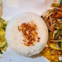 Wokad tofu med kokos- och jordnötssås at Mr. Nam  in Vienna