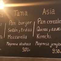 Some burger combinations at Melocotón Vegan Burger in Barcelona