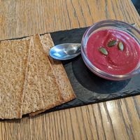 Beets hummus plate at Latte Graphic in Tokyo