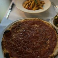 Pizza und Pasta (beides vegan gekennzeichnet ) at Tango in Lugano