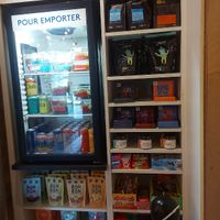  at Oui Mais Non in Montreal