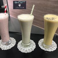 Batidos de fruta natural con leche vegetal. at Mil Cafès in Terrassa