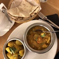 Veggie lentil pineapple curry with potatoes and chapati at Gandhi in Cluj-napoca