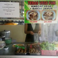 Side2 at Teras Vege Fun in 