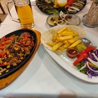 Fajitas at Wine & Roses in Planos