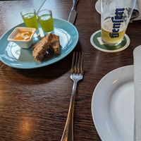 Gruß aus der Küche. Gurkenshot mit leckerer Bohnencreme at Frenzen in Moenchengladbach