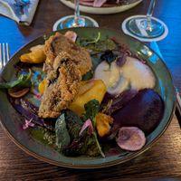 Egerling-Schnitzel mit Knusperkartoffel, Perterlepüree, Beta-Sweet-Pürree at Frenzen in Moenchengladbach
